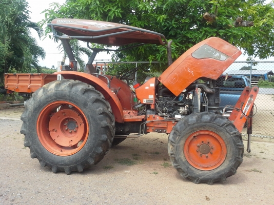 ขาย KUBOTA M7040 พร้อมดันหน้า