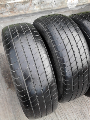 185/60R15 DUNLOP SP SPORT 2030 ชุด 4 เส้น TEL.081-427-3941 185/60R15 DUNLOP SP SPORT 2030 ชุด 4 เส้น TEL.081-427-3941