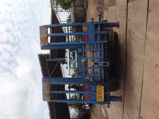 รถสิบล้อหางปลา