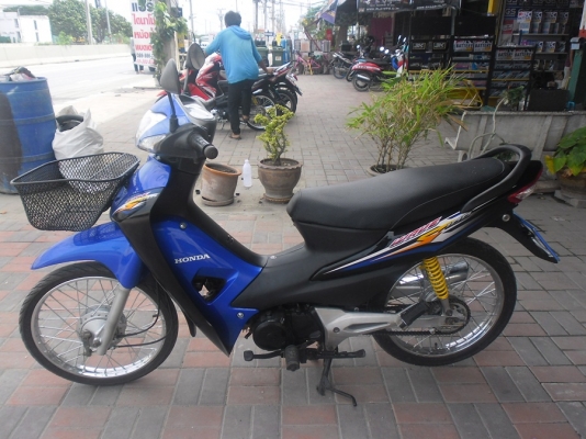 wave100sปี49รถบ้านเครื่องแน่นรถบ้านสีสวยเปลือกไม่แตกภาษีเต็ม