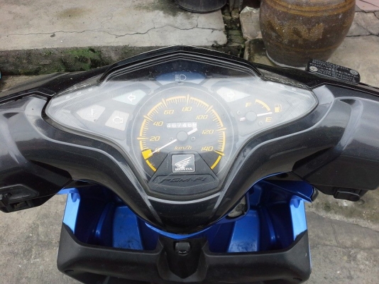 click I ปี 53 รถสวย เครื่องเดิมๆ ชุดสีสดๆ มีเล่ม เอกสารครบ