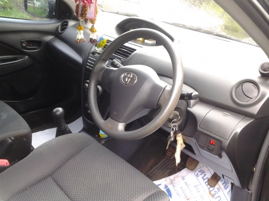 TOYOTA VIOS 1.5 ปี53 วิ่ง60000โล มือเดว เกียรธรรมดา เคริ่องเสียงเต็ม ยังไม่กินแก้ส