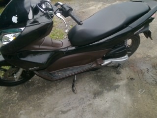 PCX สวยสวยสวยเดิมเดิมเดิม วิ่งหมื่นกว่าโล พร้อมใช้งาน เล่มพร้อมเอกสารครบ