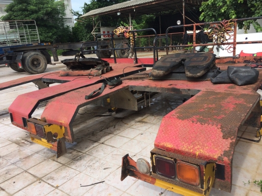 ขายพื้นหัวลากพร้อมจาน