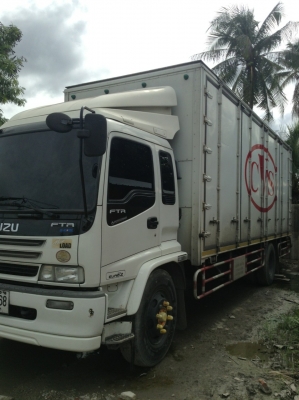 ขาย 6 ล้อ isuzu ปี51 สวยมาก รถห้าง