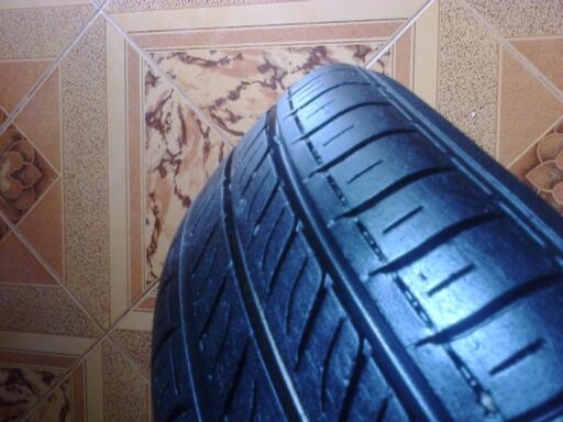 แม็กซ์บีโอ้ป้ายแดงพร้อมยางดันลอบ16565R14 แม็กซ์บีโอ้ป้ายแดงพร้อมยางดันลอบ16565R14