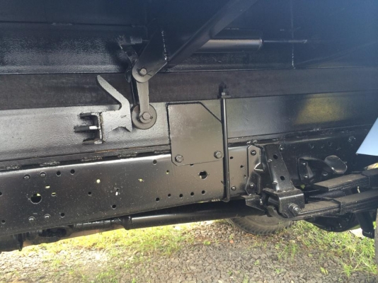 ขาย ISUZU NPR เครื่อง 120 ฝาขาวดั้มต่อใหม่ ต่อลองได้