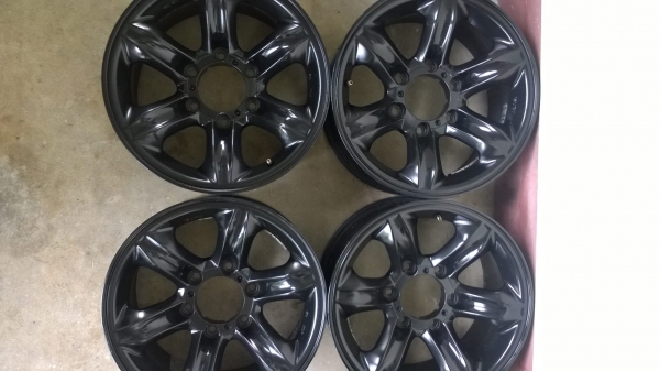 ล้อเล็บเหยี่ยวแท้ ขอบเดิมๆ