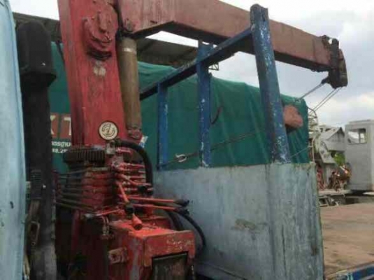 ขายรถ 6 ล้อ ISUZU ร๊อกกี้ 195 นางฟ้า ติดเครน 5 ตัน ( ลดราคาเหลือ 925000 บาท )