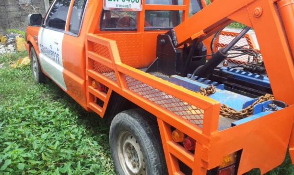 ขายรถยก รถลากจูงด้วยระบบไฮโดรลิก ขายรถยก รถลากจูงด้วยระบบไฮโดรลิก