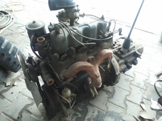 ขายเครื่องยนต์จิ๊ป พร้อมเกียร์ ยกลงมาจากจี๊ปมิตซู J3R พวงมาลัยขวา