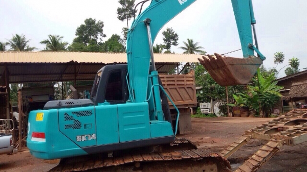 ขายด่วน KOBELCO SK120-3รถสวยพร้อมใช้ค่ะ ขายด่วน KOBELCO SK120-3รถสวยพร้อมใช้ค่ะ