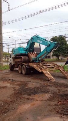 ขายด่วน KOBELCO SK120-3รถสวยพร้อมใช้ค่ะ ขายด่วน KOBELCO SK120-3รถสวยพร้อมใช้ค่ะ