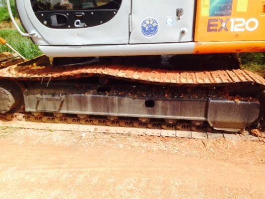 ขายด่วน  Hitachi EX120-5  นำเข้าจากญี่ปุ่นยังไม่เคยใช้งานในไทย สภาพสวย