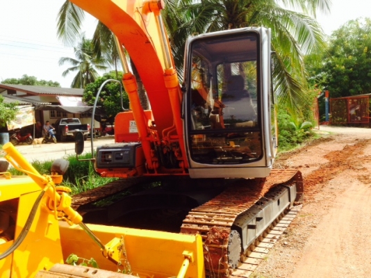 ขายด่วน  Hitachi EX120-5  นำเข้าจากญี่ปุ่นยังไม่เคยใช้งานในไทย สภาพสวย