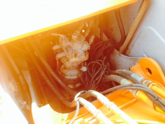 ขายด่วน  Hitachi EX120-5  นำเข้าจากญี่ปุ่นยังไม่เคยใช้งานในไทย สภาพสวย