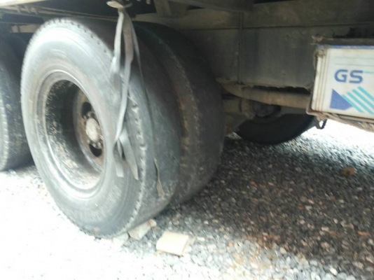 สิบล้อ ฮีโน่ FL17