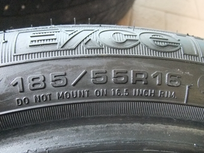 ยาง Goodyear 185/55/16 ปี12