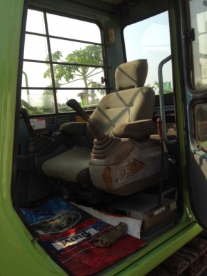 ขายด่วน Hitachi EX60-3 มีใบมีดดันพร้อมลายหัวเจาะ 4100 ชม.นำเข้าจากญี่ปุ่น สภาพสวย เครื่องปั้มดี เอวแน่น ขายด่วน Hitachi EX60-3 มีใบมีดดันพร้อมลายหัวเจาะ 4100 ชม.นำเข้าจากญี่ปุ่น สภาพสวย เครื่องปั้มดี เอวแน่น