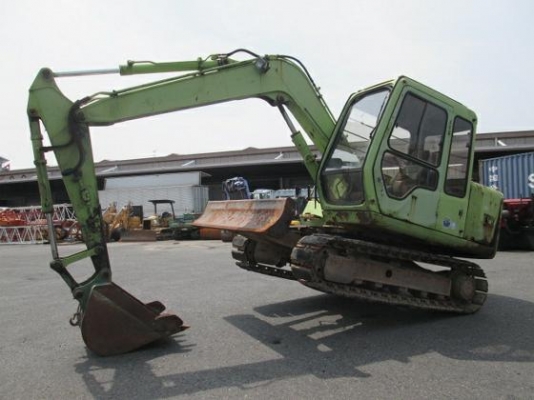 ขายด่วน Hitachi EX60-3  มีใบมีดดันพร้อมลายหัวเจาะ  4100 ชม.นำเข้าจากญี่ปุ่น สภาพสวย  เครื่องปั้มดี  เอวแน่น