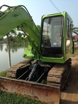 ขายด่วน Hitachi EX60-3 มีใบมีดดันพร้อมลายหัวเจาะ 4100 ชม.นำเข้าจากญี่ปุ่น สภาพสวย เครื่องปั้มดี เอวแน่น ขายด่วน Hitachi EX60-3 มีใบมีดดันพร้อมลายหัวเจาะ 4100 ชม.นำเข้าจากญี่ปุ่น สภาพสวย เครื่องปั้มดี เอวแน่น