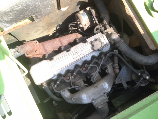 ขายด่วน Hitachi EX60-3 มีใบมีดดันพร้อมลายหัวเจาะ 4100 ชม.นำเข้าจากญี่ปุ่น สภาพสวย เครื่องปั้มดี เอวแน่น ขายด่วน Hitachi EX60-3 มีใบมีดดันพร้อมลายหัวเจาะ 4100 ชม.นำเข้าจากญี่ปุ่น สภาพสวย เครื่องปั้มดี เอวแน่น