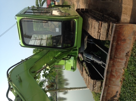 ขายด่วน Hitachi EX60-3 มีใบมีดดันพร้อมลายหัวเจาะ 4100 ชม.นำเข้าจากญี่ปุ่น สภาพสวย เครื่องปั้มดี เอวแน่น ขายด่วน Hitachi EX60-3 มีใบมีดดันพร้อมลายหัวเจาะ 4100 ชม.นำเข้าจากญี่ปุ่น สภาพสวย เครื่องปั้มดี เอวแน่น