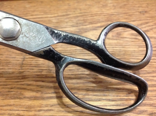 ขายกรรไกรตัดผ้า ตัดหนัง Vintage Wiss No.30 ขนาด 10" มีชื่อเสียงมานานกว่า 50 ปี หายากน่าสะสม
