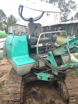 ขายรถแบคโฮ KOBELCO SK025