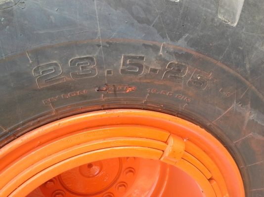 ขายถูก มากกกก HITACHI LX150 สภาพเยี่ยม นำเข้าแท้