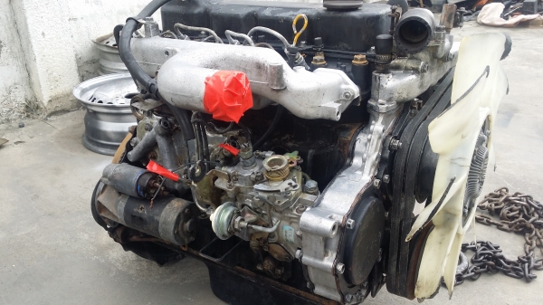 ขาย เครื่องยนต์ td27 สภาพสวยยกลง  เครื่องติดได้คับ