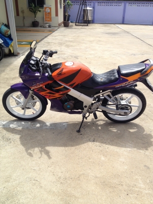 ขายHONDA CBR 150R เครื่องเดิมๆ ตามสภาพ ทะเบียน ภาษี/พรบ หมด2558HONDA CBR 150 มีจอง1คิว เปลียนแปลงอย่างไรจะแจงอีกทีคาบ