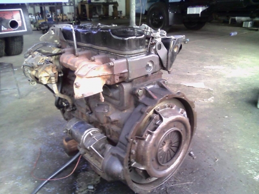 ขายเครื่องอีซูซุ4be1ปั๊มใหญ่