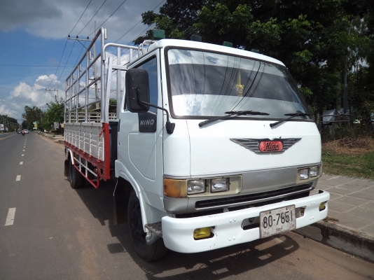 ขายถูกๆ285000บาท รถ6ล้อฮีโน่KM เครื่อง6สูบ Fหลัง เพาเวอร์ รถพร้อมใช้งานคับ