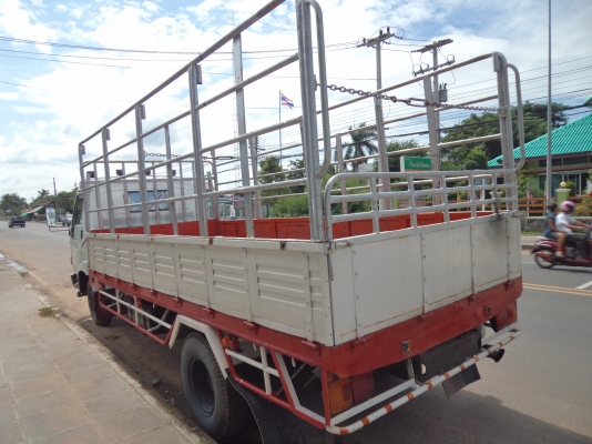 ขายถูกๆ285000บาท รถ6ล้อฮีโน่KM เครื่อง6สูบ Fหลัง เพาเวอร์ รถพร้อมใช้งานคับ