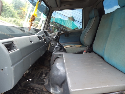 ขายถูกๆ285000บาท รถ6ล้อฮีโน่KM เครื่อง6สูบ Fหลัง เพาเวอร์ รถพร้อมใช้งานคับ