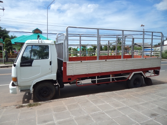 ขายถูกๆ285000บาท รถ6ล้อฮีโน่KM เครื่อง6สูบ Fหลัง เพาเวอร์ รถพร้อมใช้งานคับ