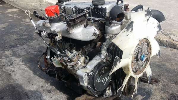 ขาย เครื่องยนต์ td27 สภาพสวยยกลง  เครื่องติดได้คับ