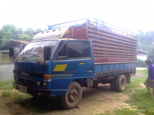 หกล้อ อีซูซุ NPR115 สภาพดีพร้อมใช้งาน ราคา469,000บ ทะเบียนพร้อมโอน