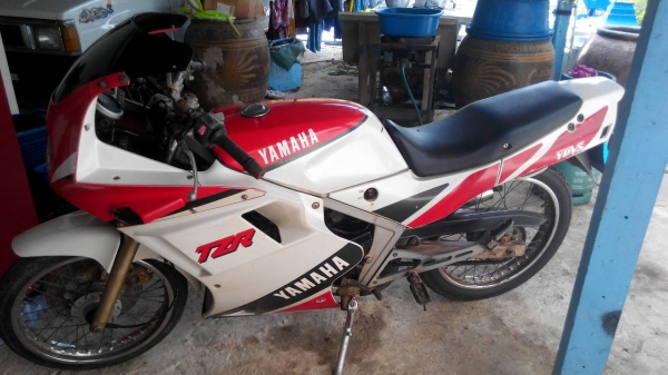 YAMAHA TZR 150 CC. สนใจติดต่อ:คุณต้น (089-8830895)