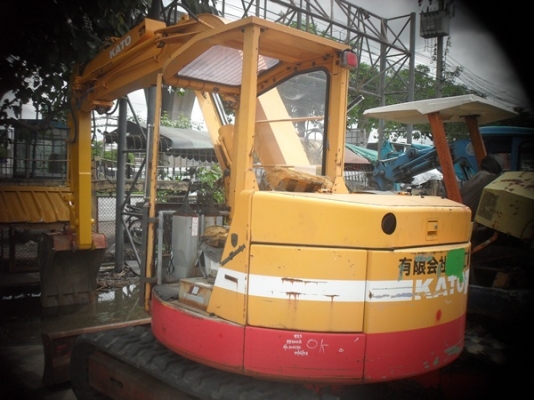 ขายรถขุด KATO HD 50UR ขนาดเล็กทนทาน ขายรถขุด KATO HD 50UR ขนาดเล็กทนทาน