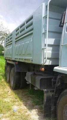 รถอีซูซุ 10 ล้อดั้ม 240 แรงม้า. ปี 39 ( นางฟ้าแท้ ) สนใจติดต่อ 081 - 6079515