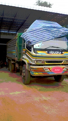 สิบล้อดั้ม