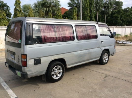 ขายรถตู้นิสสัน เออแวนปี 90 เครื่องใหม่ SR 20 หัวฉีด เกียร์ธรรมดา ติดแก๊ส LPG เพาเวอร์ ภายในเบาะหนัง เบาะหลังสามแถว แอร์หน้า แอร์หลัง ตัวถังผุบ้าง เครื่องวิ่งดี เกียร์ดี ช่วงล่างแน่นครับ ล้อแม็ก 15 ยางใหม่ 4 เส้น รถขับดีครับ ขายถูกครับ