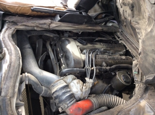 ขายรถตู้นิสสัน เออแวนปี 90 เครื่องใหม่ SR 20 หัวฉีด เกียร์ธรรมดา ติดแก๊ส LPG เพาเวอร์ ภายในเบาะหนัง เบาะหลังสามแถว แอร์หน้า แอร์หลัง ตัวถังผุบ้าง เครื่องวิ่งดี เกียร์ดี ช่วงล่างแน่นครับ ล้อแม็ก 15 ยางใหม่ 4 เส้น รถขับดีครับ ขายถูกครับ