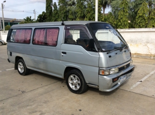 ขายรถตู้นิสสัน เออแวนปี 90 เครื่องใหม่ SR 20 หัวฉีด เกียร์ธรรมดา ติดแก๊ส LPG เพาเวอร์ ภายในเบาะหนัง เบาะหลังสามแถว แอร์หน้า แอร์หลัง ตัวถังผุบ้าง เครื่องวิ่งดี เกียร์ดี ช่วงล่างแน่นครับ ล้อแม็ก 15 ยางใหม่ 4 เส้น รถขับดีครับ ขายถูกครับ