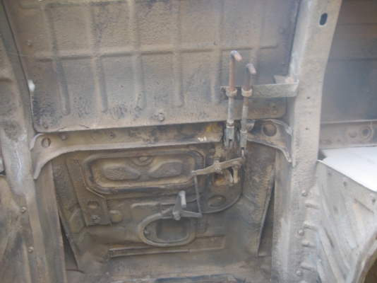 ขายรถน้ำ  มีเล่มจัดแนนท์ได้ แสนกว่าๆ  ขาย  220,000 บาท