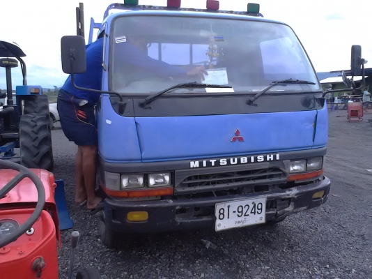 ลดราคา 350,000 บาท ขายครับ รถ 6 ล้อ Mitsubishi ปี 49 เครื่อง 4D35-DT0123 120 แรง ยาว 5 เมตร