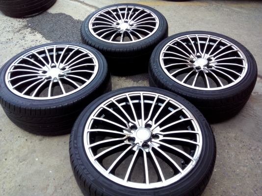 ขอบ18 5รู114.3กว้าง8"พร้อมยาง225-40-18ปี11