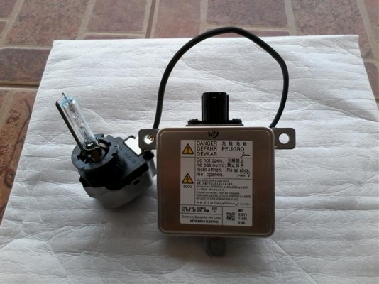 ขายชุดไฟซีนอล(Xenon)STANDART แท้ศูนย์ใส่รถรุ่น CIVIC FD,CRV,ACCORD